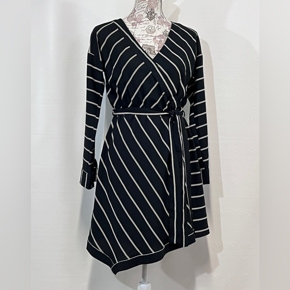 Black and white stripe BAR III wrap dress size XS. - Picture 1 of 14